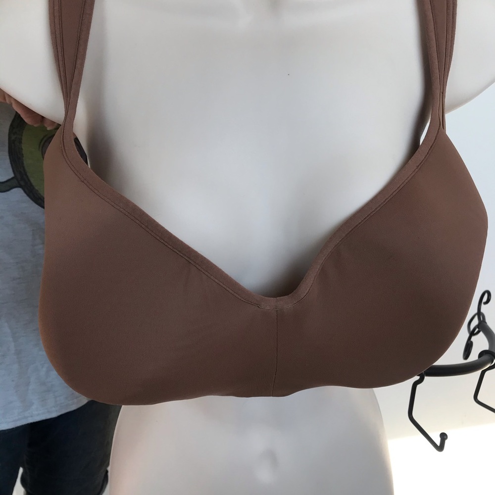Cacique bra size 40G